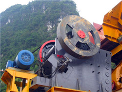 时产150吨悬辊磨粉机械  